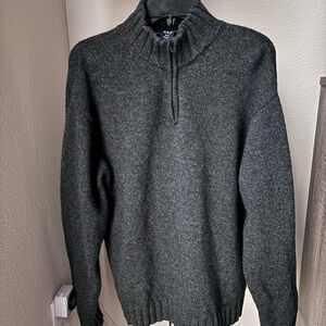 Gap 100% lambswool quarter zip sweater